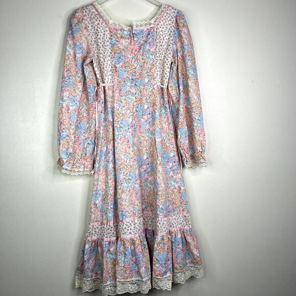 Vintage 70s Cottagecore Prairie Dress Gown Floral Lace Ruffles Long Sleeve - Picture 5 of 7